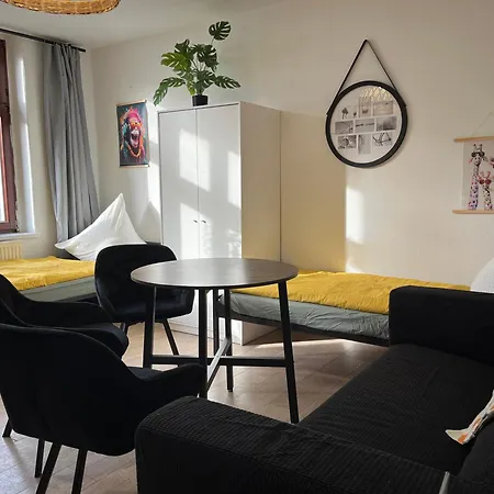 Apartment Blue Chili 21-3 - Monteurwohnung - 3 - 7 Betten - Balkon Magdeburg